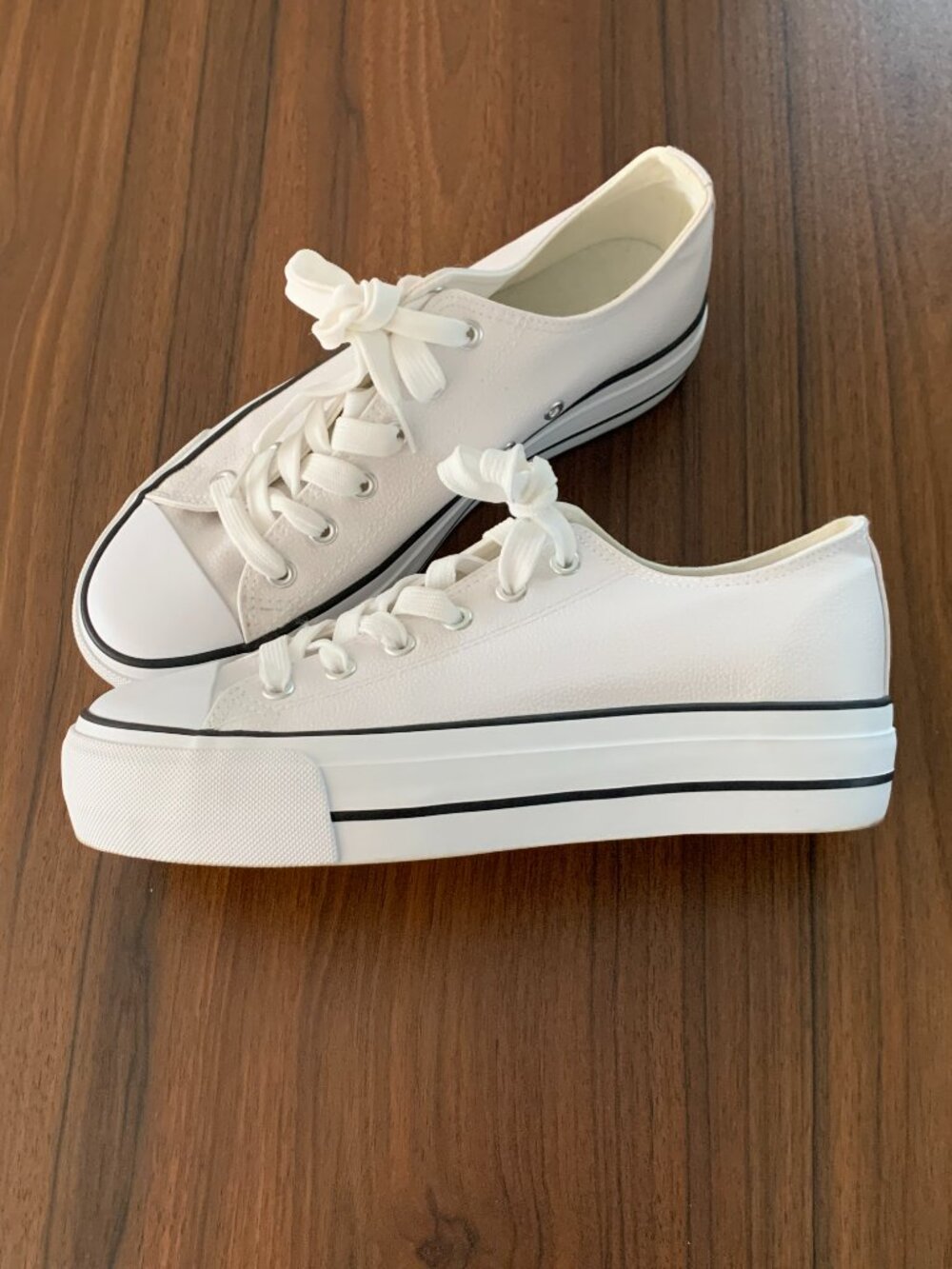 NWOB Faux Leather Converse Style Textured White Sneaker Shoes Casual 8 EU 39 - Picture 5 of 8